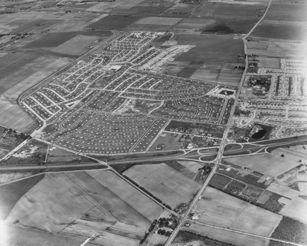 Рис. 1. Левиттаун – первый пригород в США, 1948 г. // Источник tigger.uic.edu